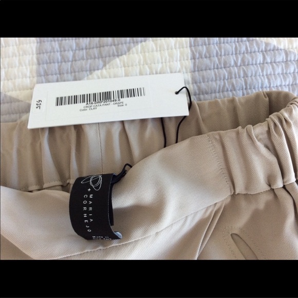 Zero + Maria Cornejo Crop Cata pant drape in clay - Picture 2 of 3